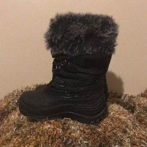 Girls winter boots
